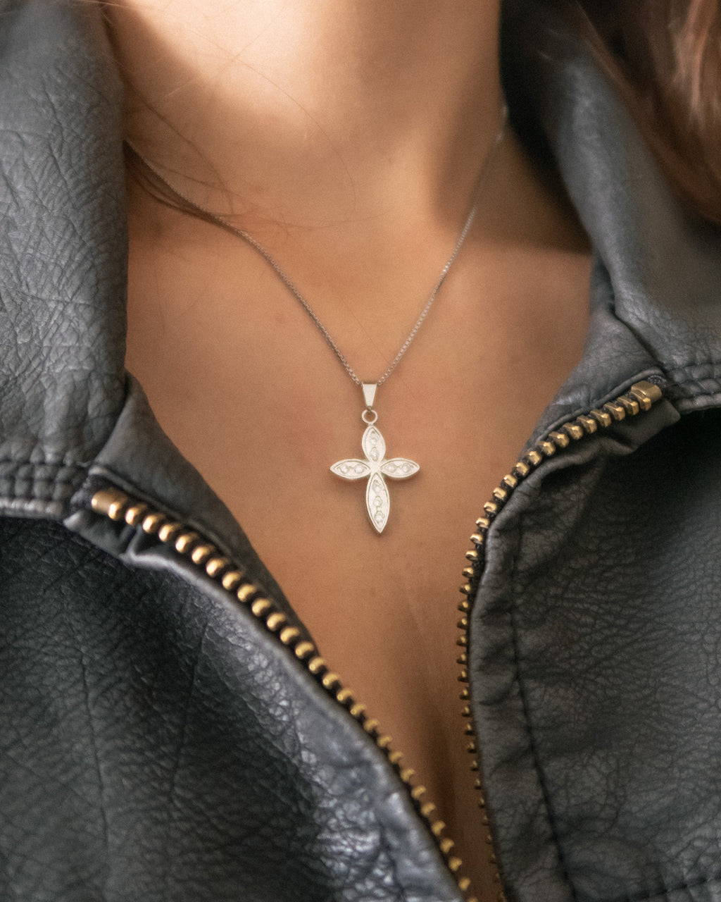 Silver Box Chain Cross Necklace - ISABEL LEON LLC
